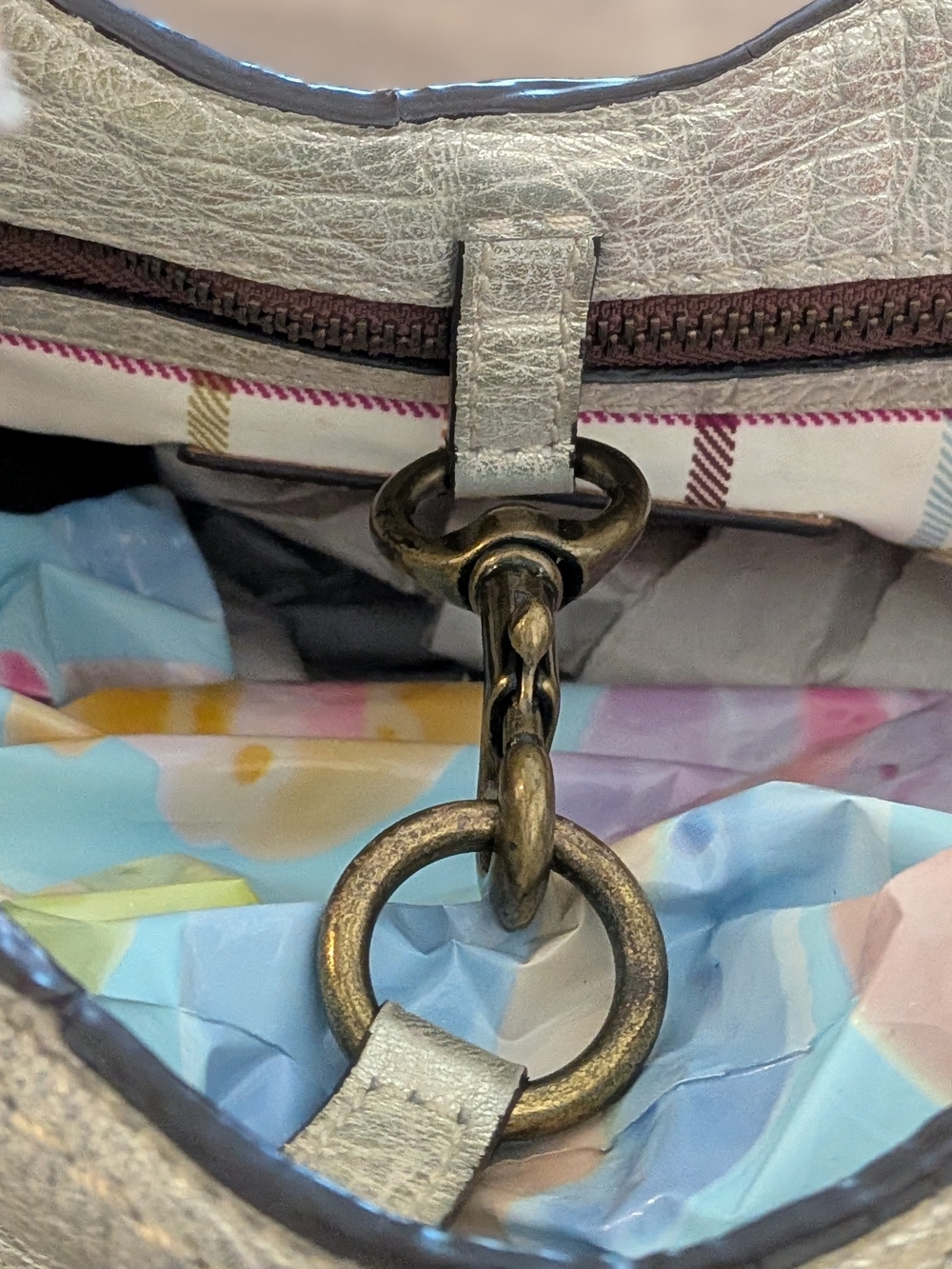 Coach Bleecker Vintage Large Platinum Metallic Leather Tote Bag #14384 - Picture 3 of 13
